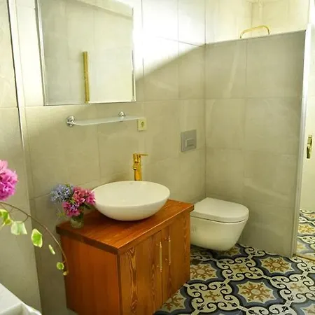 Rasimbey Koeskue Villa